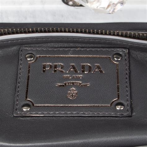 prada spazzolato bag kiss lock|Prada Spazzolato Kiss.